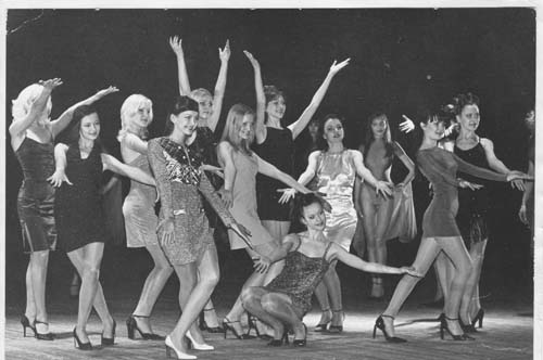 Шейпинг-модели на конкурсе 