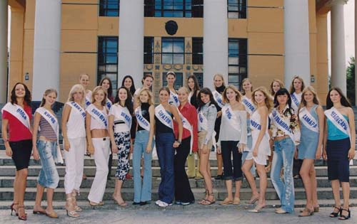 Шейпинг-модель Зухра Кашипова