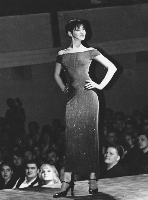 Шейпинг-модель Зухра Кашипова